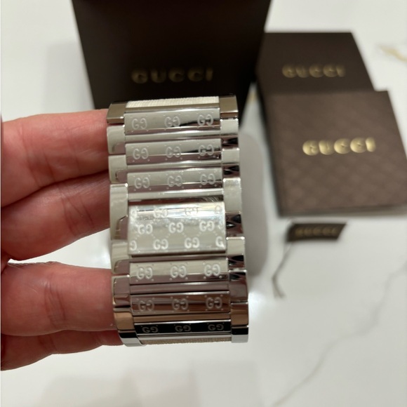 Gucci Stainless Steel Twirl Watch with Mother of Pearl Face - Picture 3 of 14